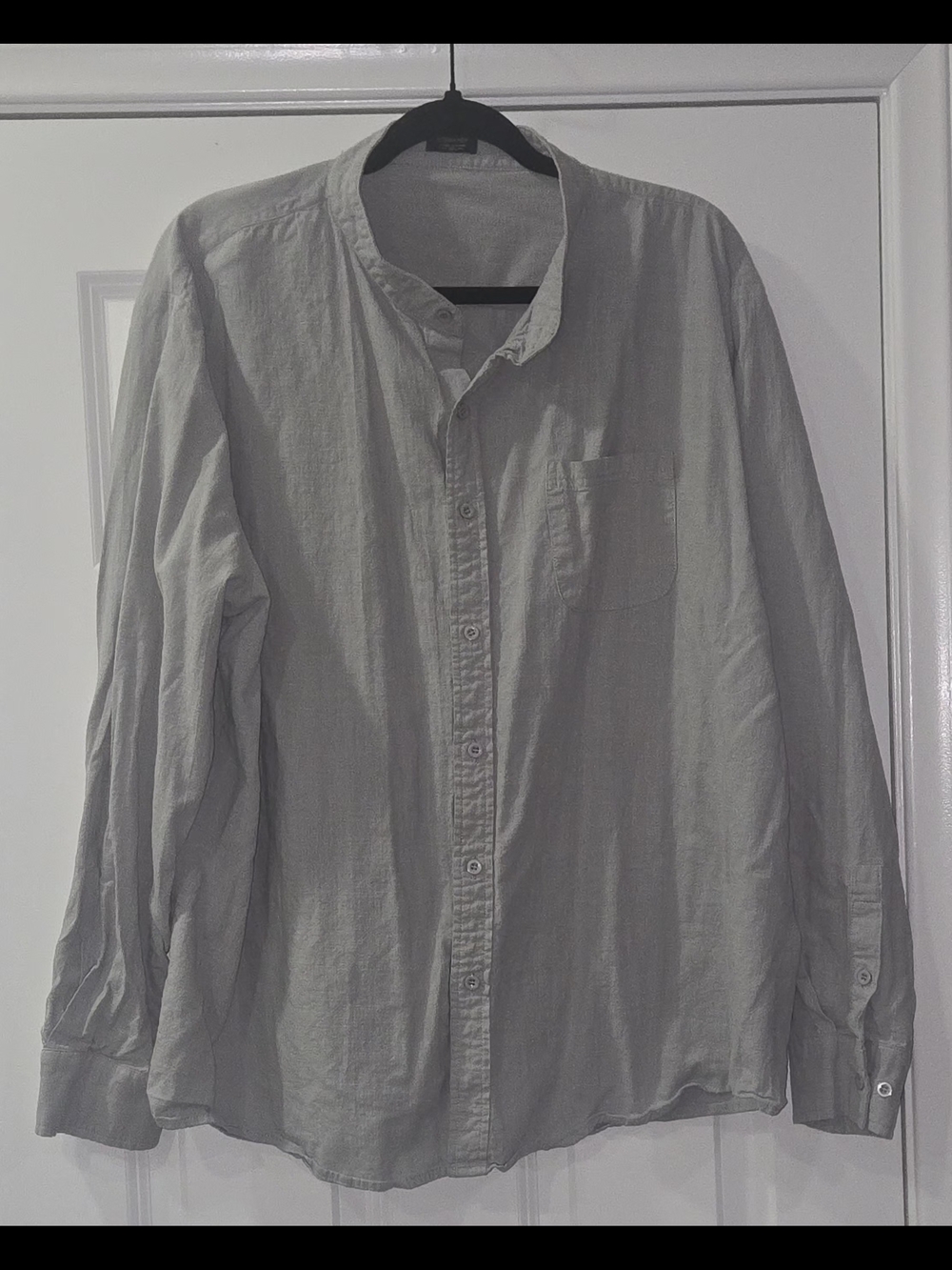 Men's Gray Mandarin Collar Button-Down Shirt